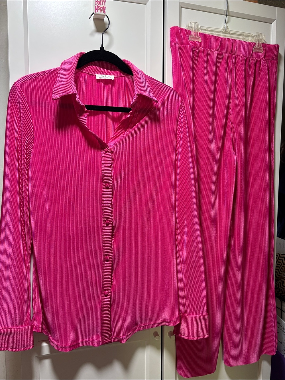 Women's Ribbed Velvet Button-Up Shirt & Wide-Leg Pants - Hot Pink